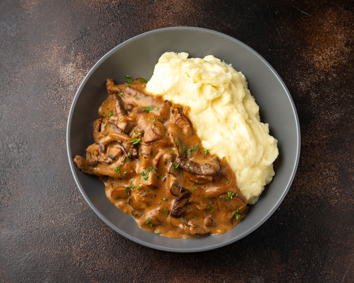Beef stroganoff