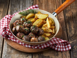 Meatballs & Potato Wedges